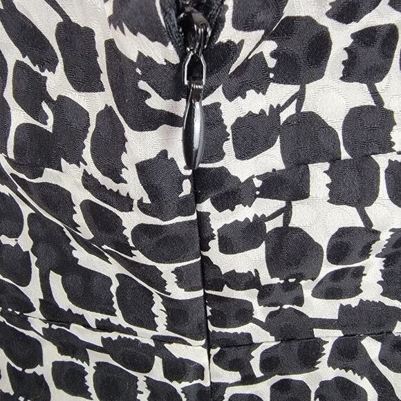 WHBM Strapless silk fit and flare mini dress size 0 - Picture 4 of 9